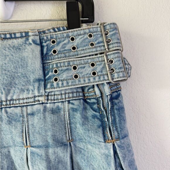 Pull&Bear Pleated Denim Mini Skirt Double Buckle Belt Women’s‎ Sz M Y2K Clueless - Picture 5 of 8